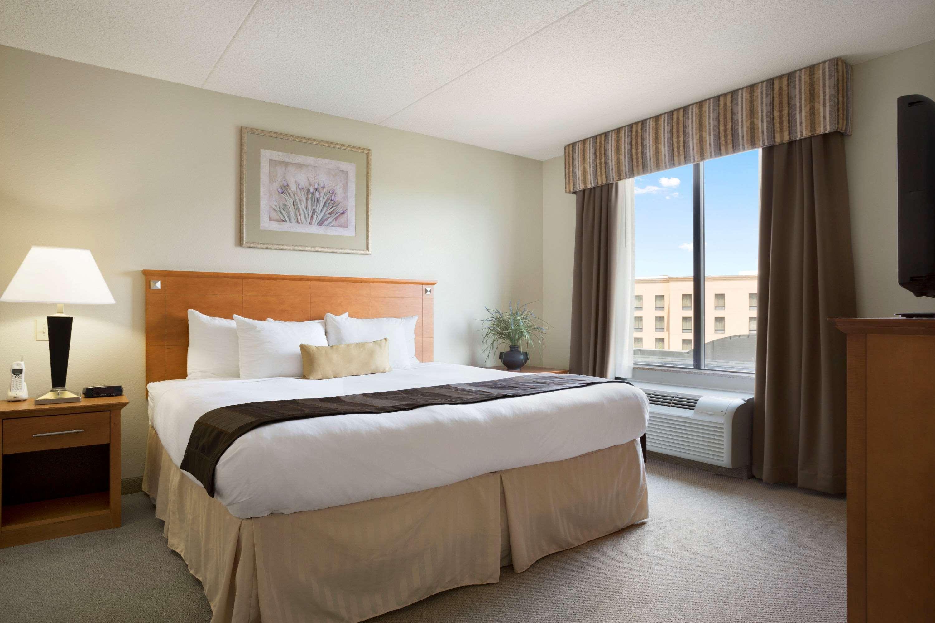 Wingate By Wyndham Louisville East Εξωτερικό φωτογραφία