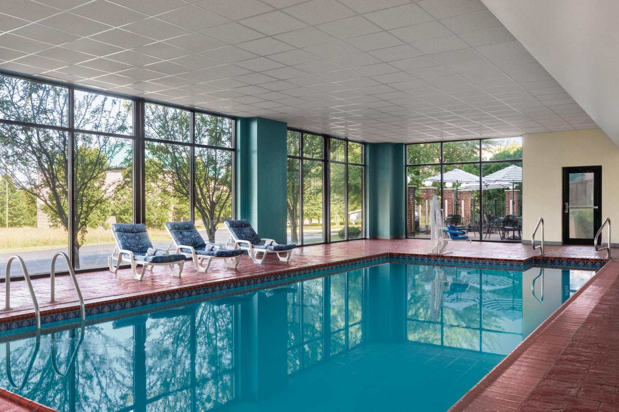 Wingate By Wyndham Louisville East Εξωτερικό φωτογραφία