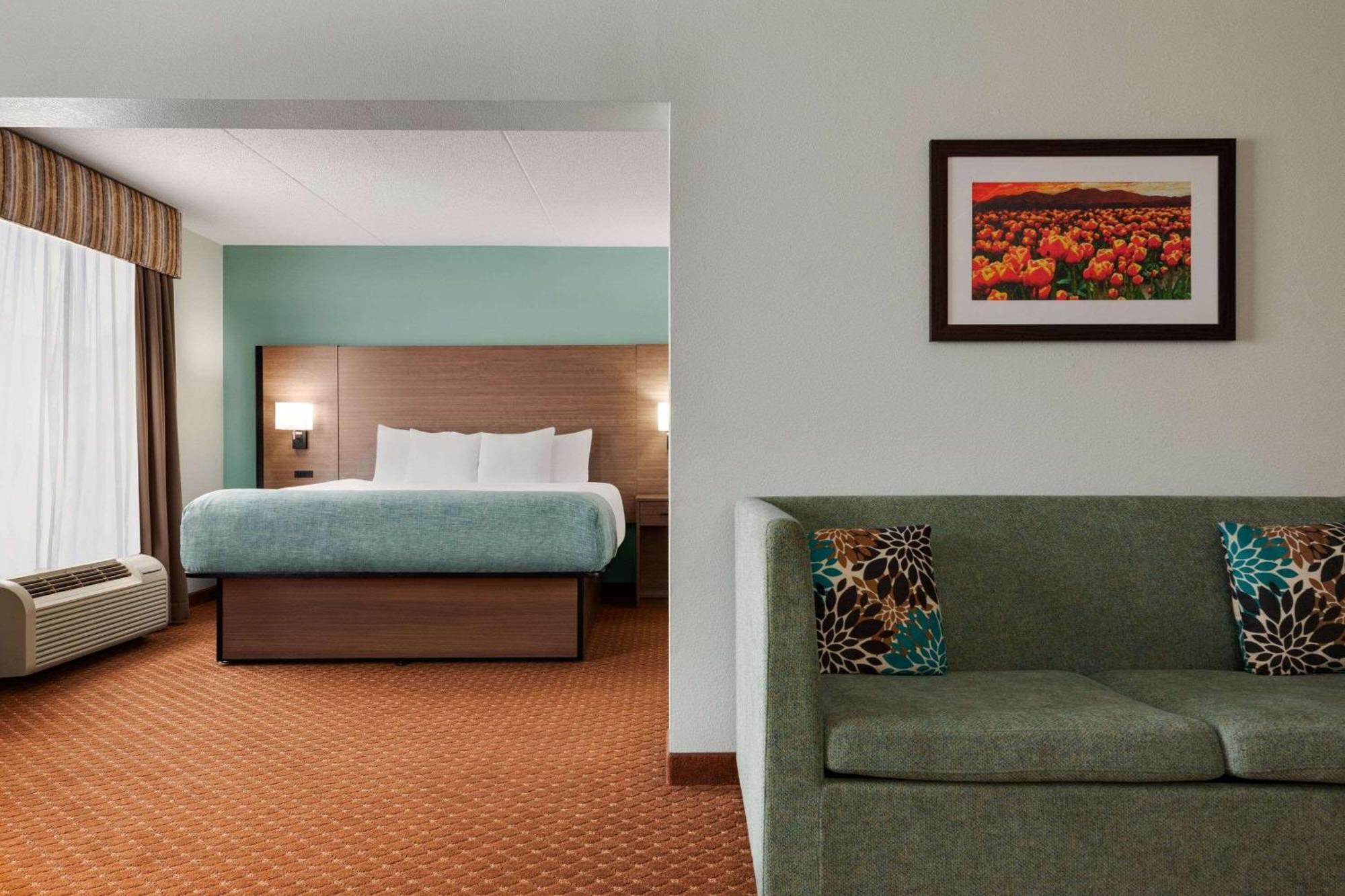 Wingate By Wyndham Louisville East Εξωτερικό φωτογραφία