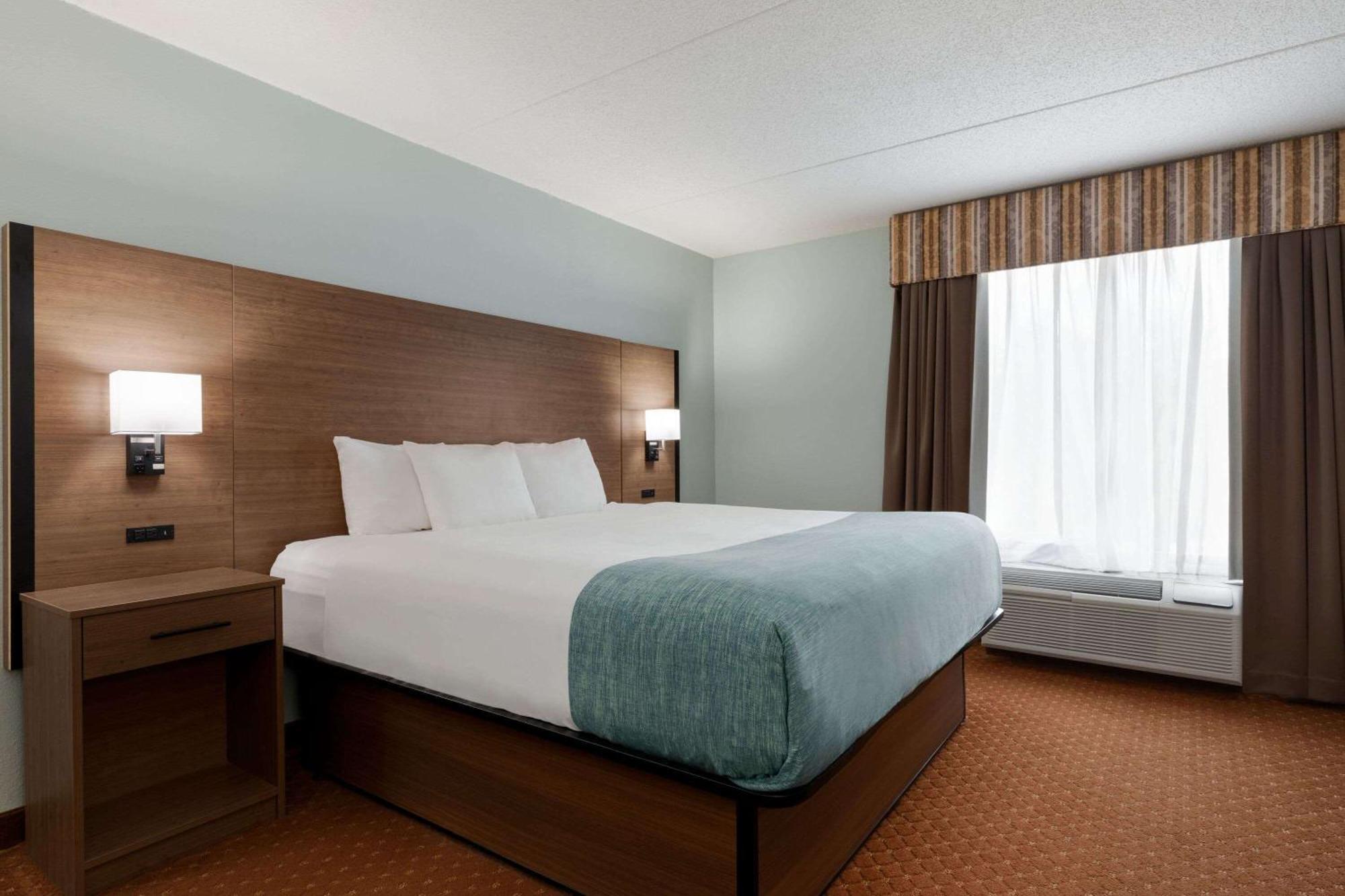 Wingate By Wyndham Louisville East Εξωτερικό φωτογραφία